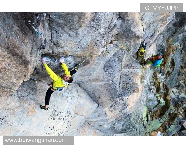 广州攀岩队的团队协作揭秘：挑战极限与团结的完美结合